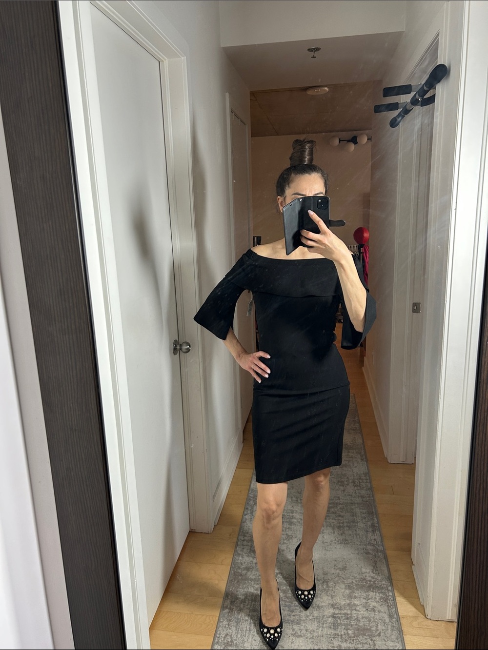 Molly Bracken Black Off Shoulder Shimmer Dress Stretchy